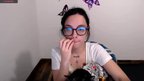 Gaby 3 online show from December 2025 10:00:02 AM