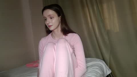 Snapshot of anny_meow chatting on May 2026 01:05:02 PM Ann My current schedule is below online show from May 2026 01:05:02 PM