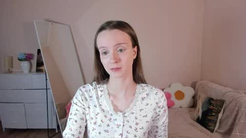 Snapshot of anny_meow chatting on May 2026 08:22:01 AM Ann My current schedule is below online show from May 2026 08:22:01 AM