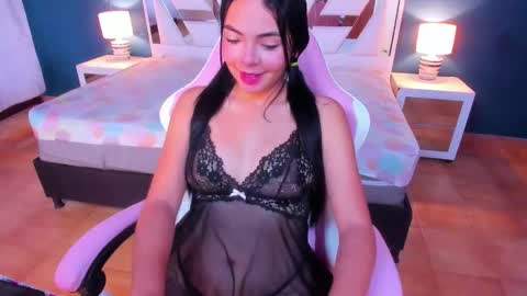 anny online show from October 2025 12:06:01 PM