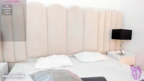 Anny online show from February 2026 10:49:01 PM