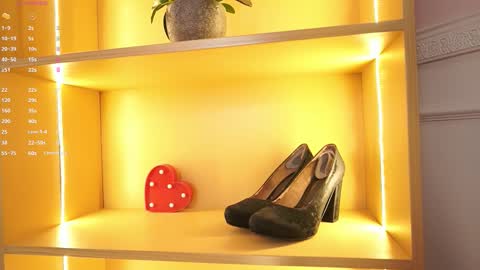 Ana online show from November 2025 11:47:01 AM