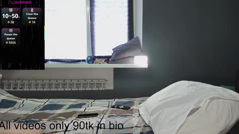 AnnyLoving online show from March 2026 10:11:01 AM