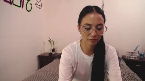Anny online show from February 2025 10:32:01 PM
