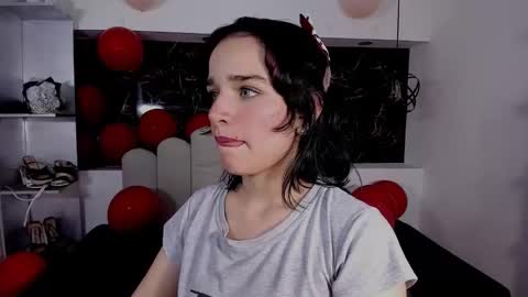 Anny online show from February 2026 08:14:01 PM