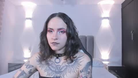 AnnyT online show from January 2026 10:25:02 PM