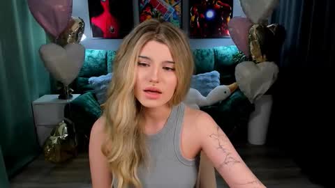 Snapshot of anoradark chatting on February 2026 07:14:02 PM Anora online show from February 2026 07:14:02 PM