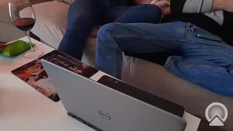 REAL FEEL 2024 online show from March 2025 01:05:02 PM