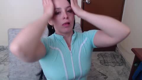 Snapshot of antara_girl chatting on January 2025 07:04:01 PM PAMELA online show from January 2025 07:04:01 PM