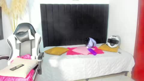 Snapshot of anthoy_wayans chatting on April 2026 02:51:02 AM online show from April 2026 02:51:02 AM