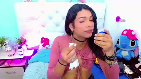 antonela_xx3 online show from March 2025 10:53:01 PM