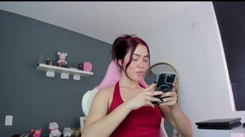 Snapshot of antonella_28_ chatting on July 2026 08:23:02 PM Antonella online show from July 2026 08:23:02 PM