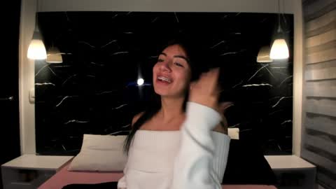 Snapshot of antonella__rouse chatting on December 2024 05:29:02 AM Antonella online show from December 2024 05:29:02 AM