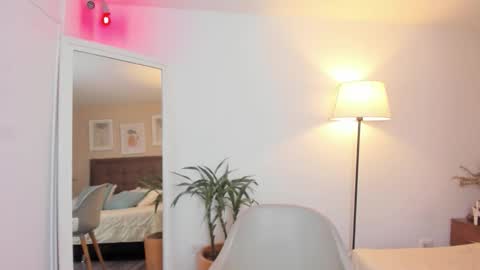 Antonella  online show from November 2025 02:10:02 PM