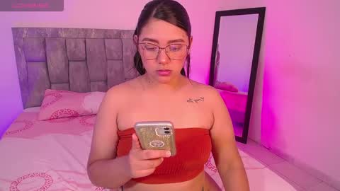 Antonella online show from November 2025 09:46:01 PM