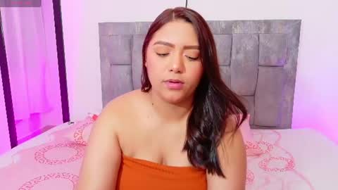 Snapshot of antonella_hot_x chatting on August 2026 01:07:02 AM Antonella online show from August 2026 01:07:02 AM