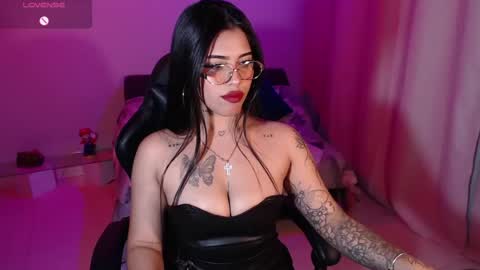 Snapshot of antonella_miller19 chatting on July 2026 06:20:02 AM Antonella online show from July 2026 06:20:02 AM