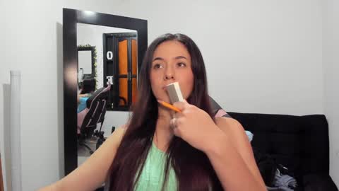 antonella  online show from February 2025 06:17:01 PM