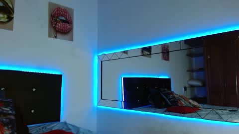 antonella online show from October 2025 04:35:02 PM