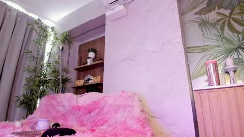 Snapshot of antonella_rossi24 chatting on June 2026 08:23:01 PM Antonella Rossi online show from June 2026 08:23:01 PM