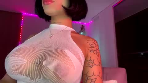 Snapshot of antonella_silva chatting on December 2024 12:33:01 AM Anto online show from December 2024 12:33:01 AM