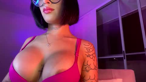 Snapshot of antonella_silva chatting on January 2025 12:27:02 AM Anto online show from January 2025 12:27:02 AM