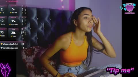 Snapshot of antonellaandnoah chatting on January 2025 11:24:02 PM AntonellaAndNoah online show from January 2025 11:24:02 PM