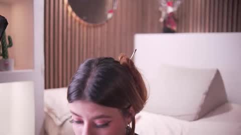 Snapshot of antonellagarcia0 chatting on January 2026 03:33:01 AM Antonella online show from January 2026 03:33:01 AM