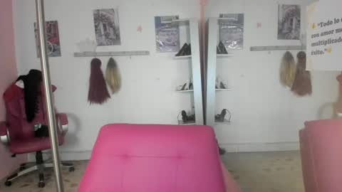ANTONELLA online show from July 2026 01:09:01 PM