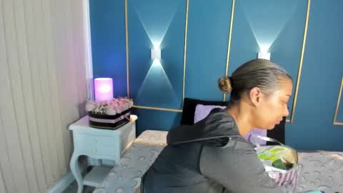 Sarah online show from February 2025 10:28:02 AM