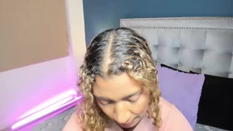 Sarah online show from February 2025 03:49:02 PM