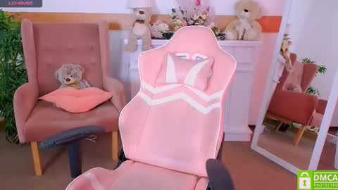 antonia_ferrero online show from December 2025 07:03:01 AM