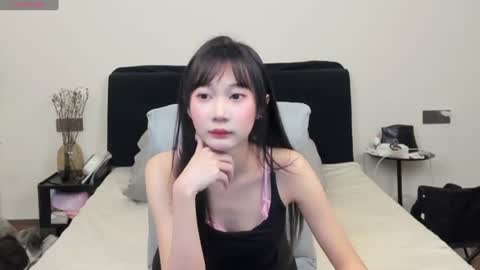 Snapshot of antoniaina chatting on June 2026 03:22:02 AM Aina online show from June 2026 03:22:02 AM