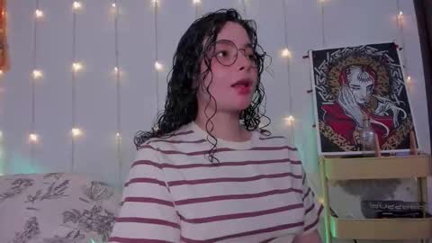 Antonia online show from October 2025 02:32:01 AM