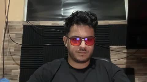 antonio2504 online show from April 2026 10:58:01 AM