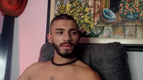 Snapshot of antoniocuervo chatting on January 2025 04:16:02 AM Hadez online show from January 2025 04:16:02 AM