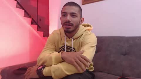 Snapshot of antoniocuervo chatting on February 2025 10:38:02 AM Hadez online show from February 2025 10:38:02 AM