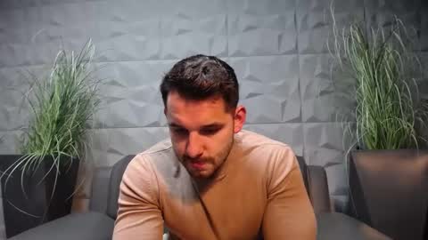 HI My name is Antonio online show from December 2024 08:16:01 PM