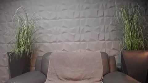 HI My name is Antonio online show from December 2024 11:20:01 PM