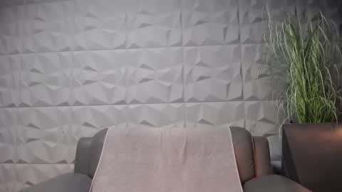 HI My name is Antonio online show from January 2025 11:12:01 PM