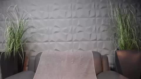 HI My name is Antonio online show from February 2025 11:16:02 PM