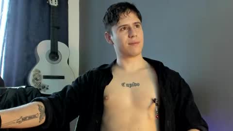 antonnello_ online show from October 2025 01:57:02 PM