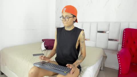 antony_d_ossa online show from May 2026 01:56:01 AM