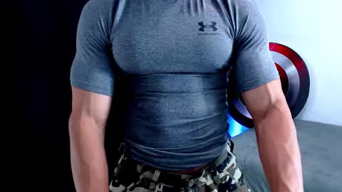 Snapshot of antonywebb94 chatting on February 2026 06:40:02 AM Instagram miguelangel1802 online show from February 2026 06:40:02 AM