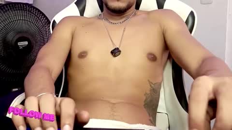 Snapshot of anuardhm chatting on January 2026 03:17:01 PM AnuarDHM online show from January 2026 03:17:01 PM