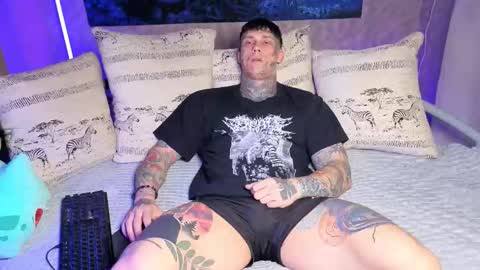 Tom online show from November 2025 05:30:02 AM