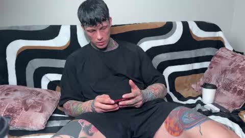 Snapshot of anubisgod88 chatting on June 2026 10:15:01 AM Tom online show from June 2026 10:15:01 AM