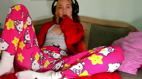 Any online show from November 2025 07:02:02 PM