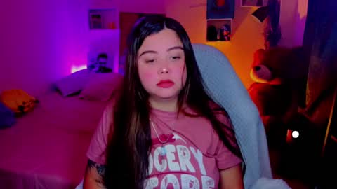   Independent model  online show from March 2025 02:25:02 AM