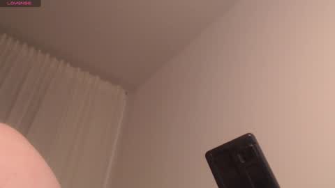 Anya Muna online show from December 2024 07:53:02 PM